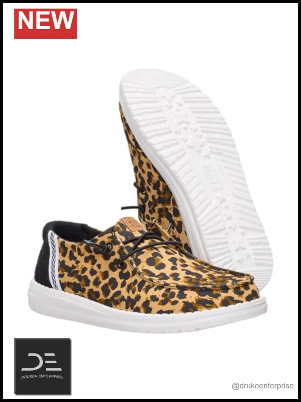 Women's Slip On Loafer with Breathable Textile Upper and Elastic Laces